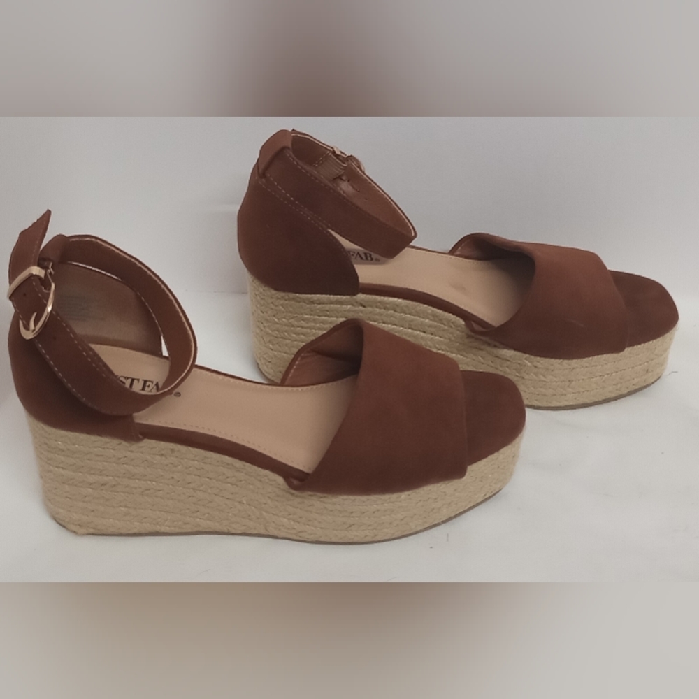 Just Fab Weekend Days Platform Sandals Faux Suede Size 8